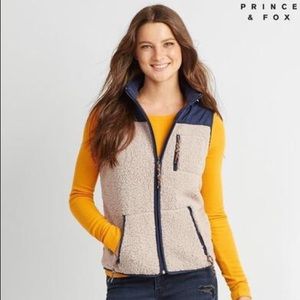 Aeropostale Bear Fleece Vest